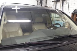 Установили лобовое стекло на Lexus в Череповце