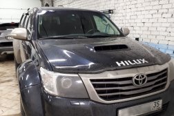 Замена стекла на Toyota Hilux