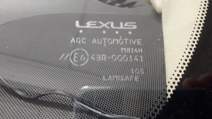 Маркировка стекла AGC Lexus