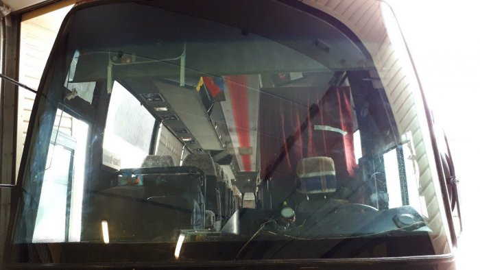 Установили лобовое стекло на автобусе Volvo